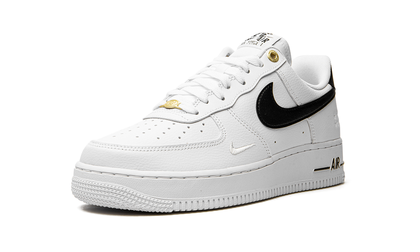 Nike Air Force 1 â€?7 LV8 "White / Black" DQ7658 100
