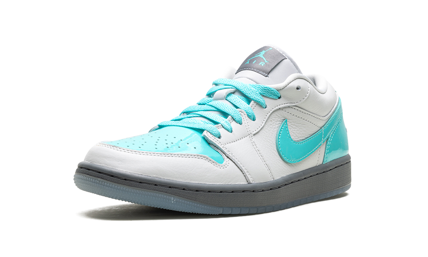 Air Jordan 1 WMNS Polaroid HQ3599 025