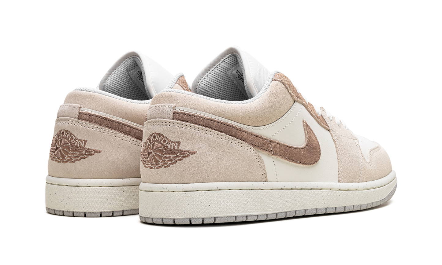 Air Jordan 1 Low Light Brown HF1567 200
