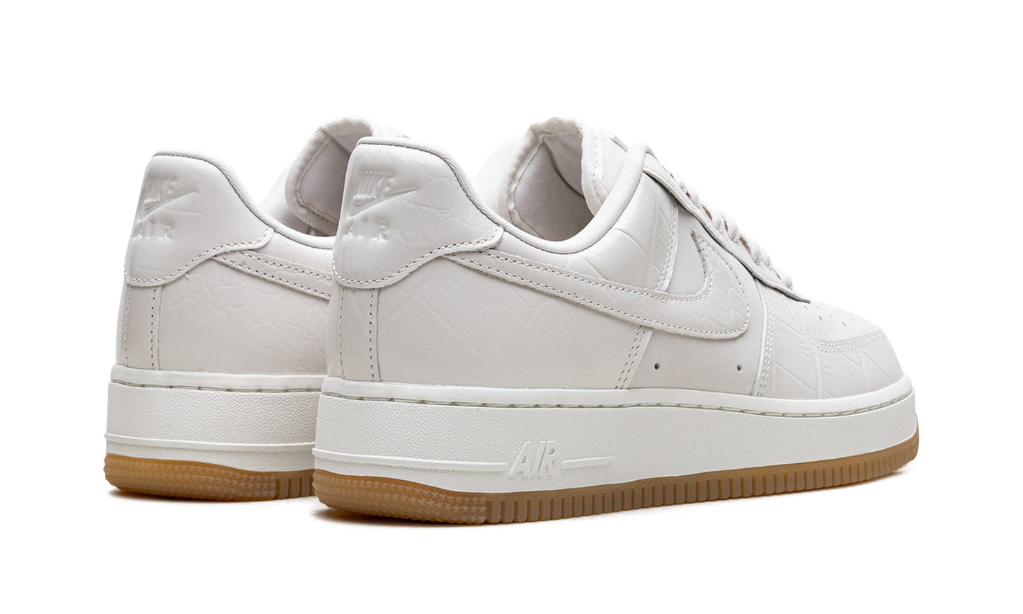 Nike AIR FORCE 1 WMNS Phantom Croc DZ2708 001