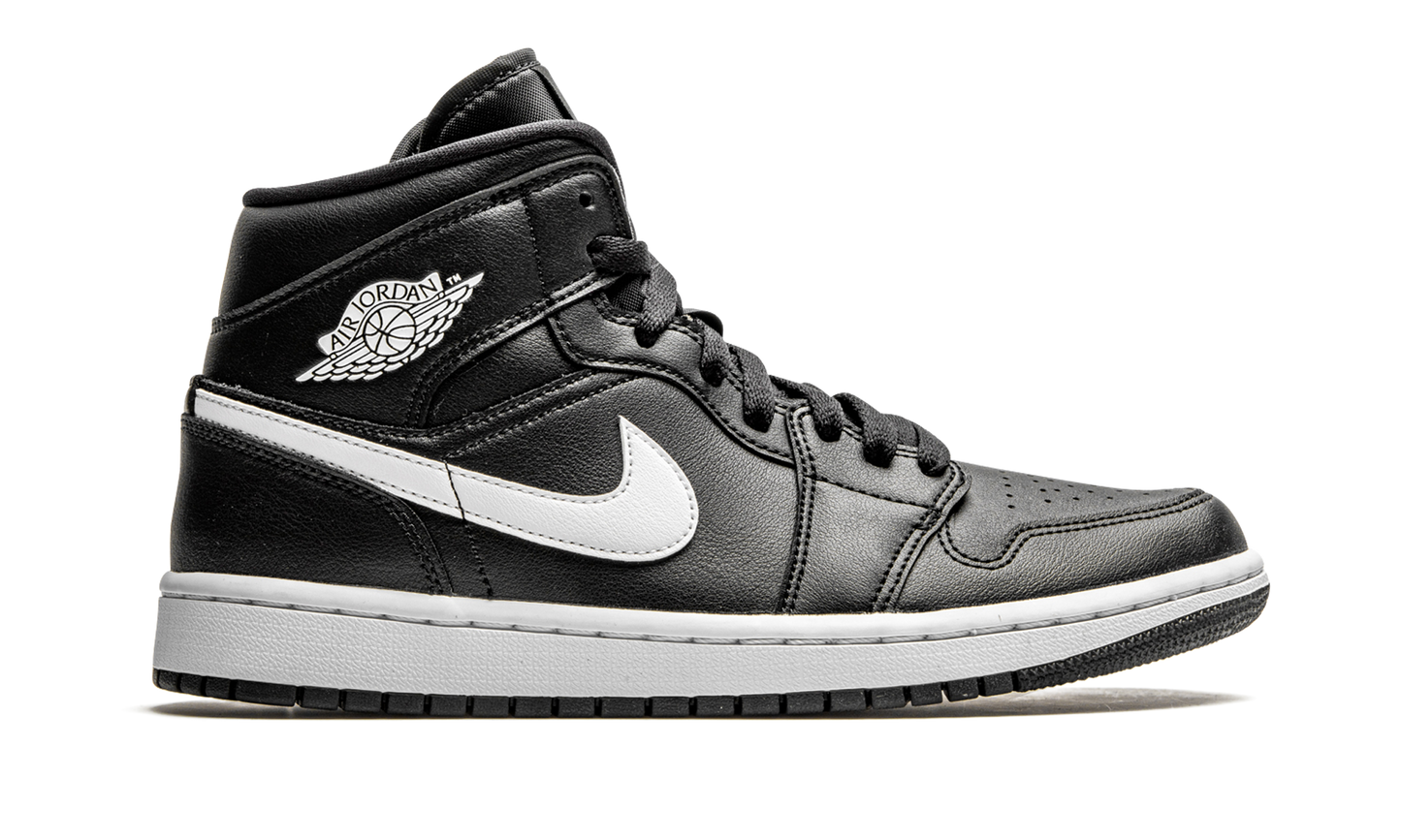 AIR JORDAN 1 MID WMNS Black / White BQ6472 011