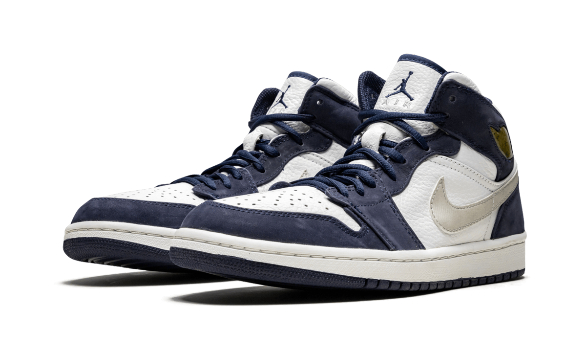 Air Jordan 1 Retro + 136065 101