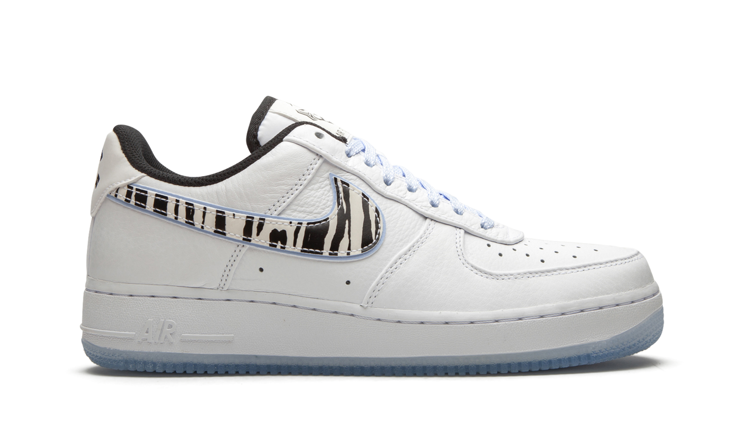Nike Air Force 1 07 QS "South Korea" CW3919 100