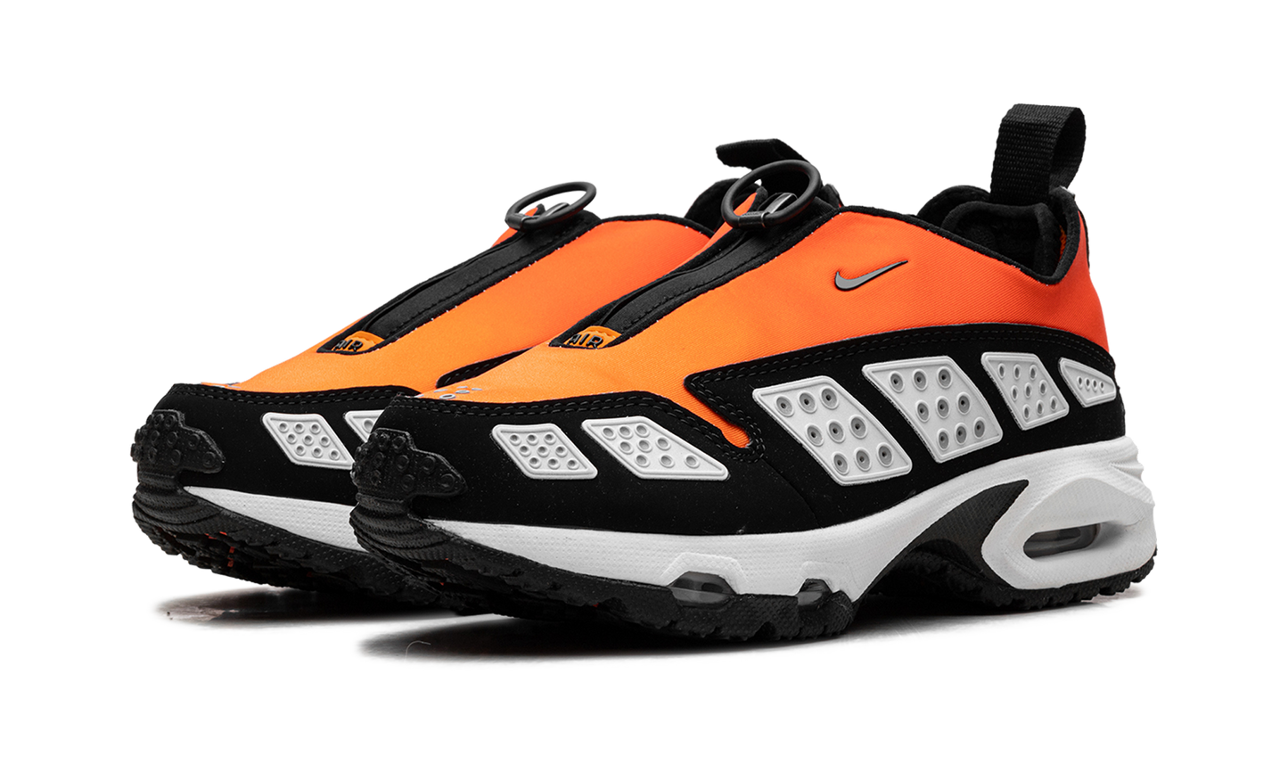 Nike Air Max Sunder WMNS "Bright Crimson" HJ8080 600