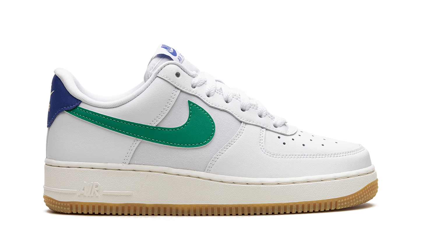 Nike AIR FORCE 1 '07 WMNS Stadium Green DD8959 110