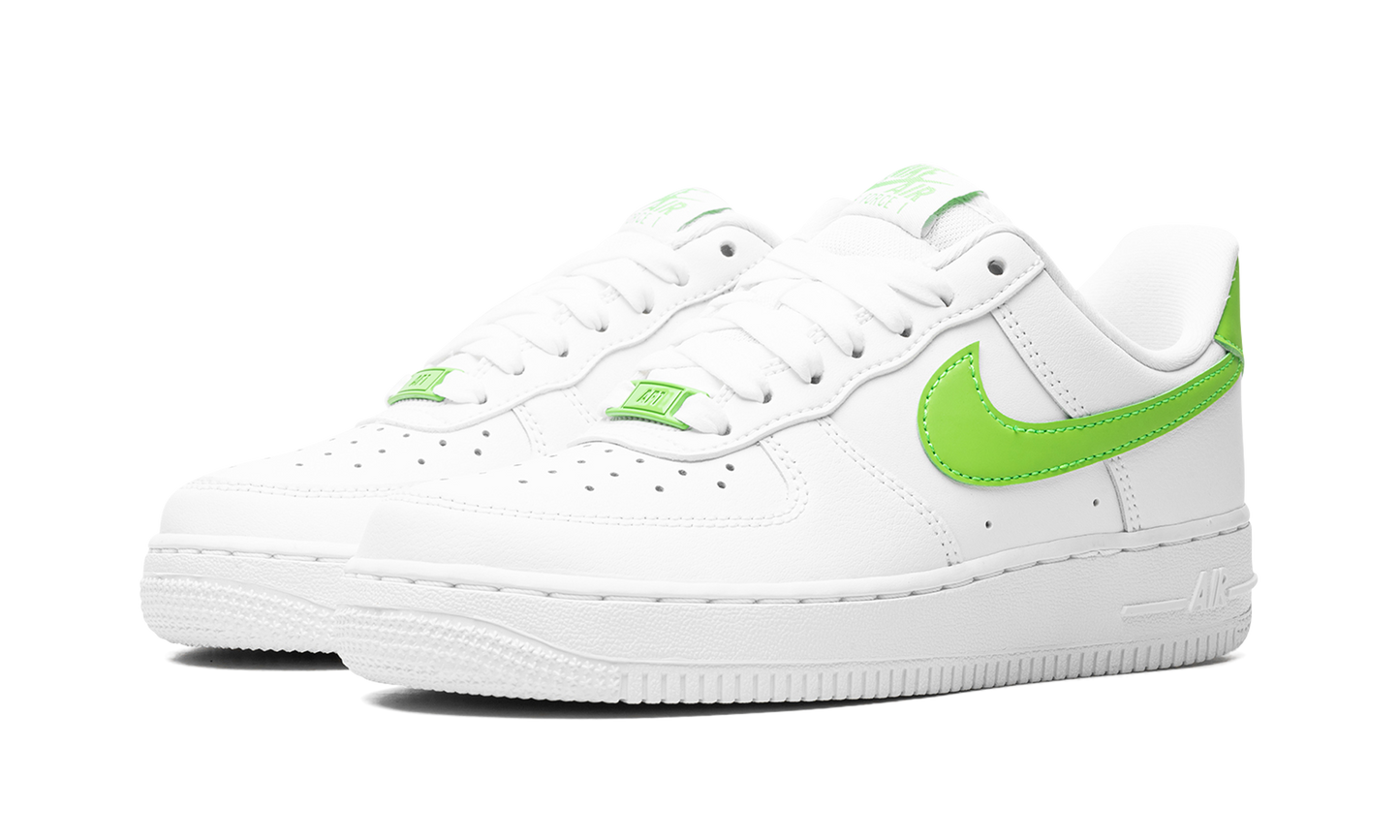 Nike AIR FORCE 1 WMNS Action Green DD8959 112