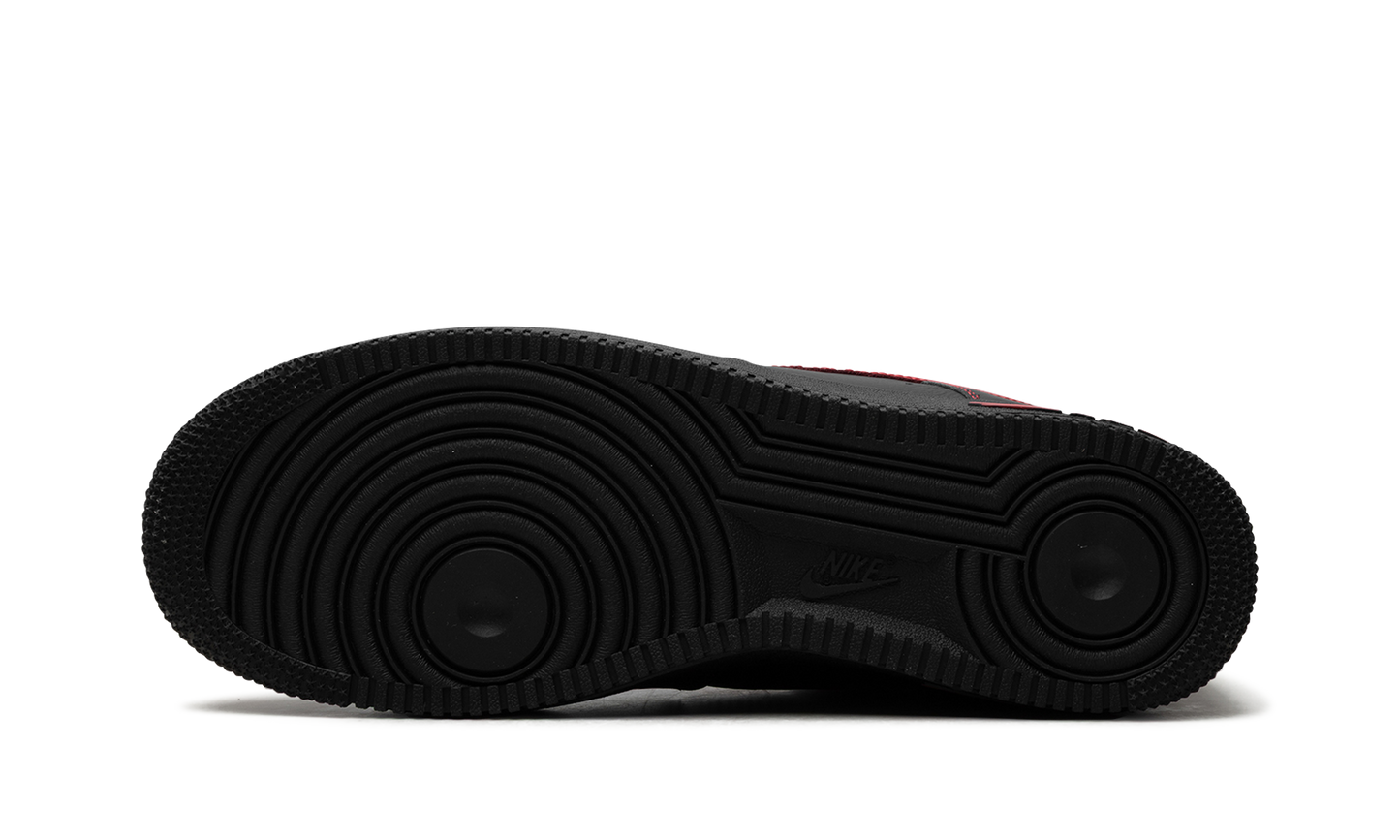 Nike Air Force 1 Low '07 LV8 "Bred" HQ2037 005