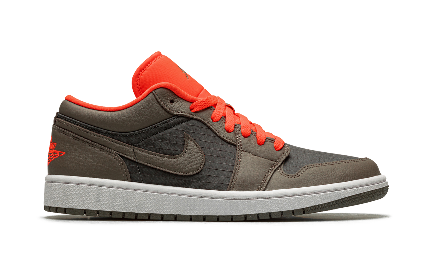 AIR JORDAN 1 LO SE WMNS Black / Olive/ Bright Crimson DQ6076 002
