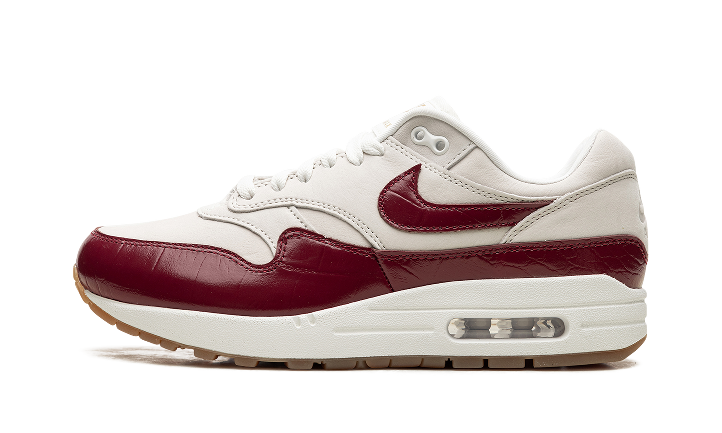 Nike AIR MAX 1 LX WMNS "Team Red" FJ3169 100