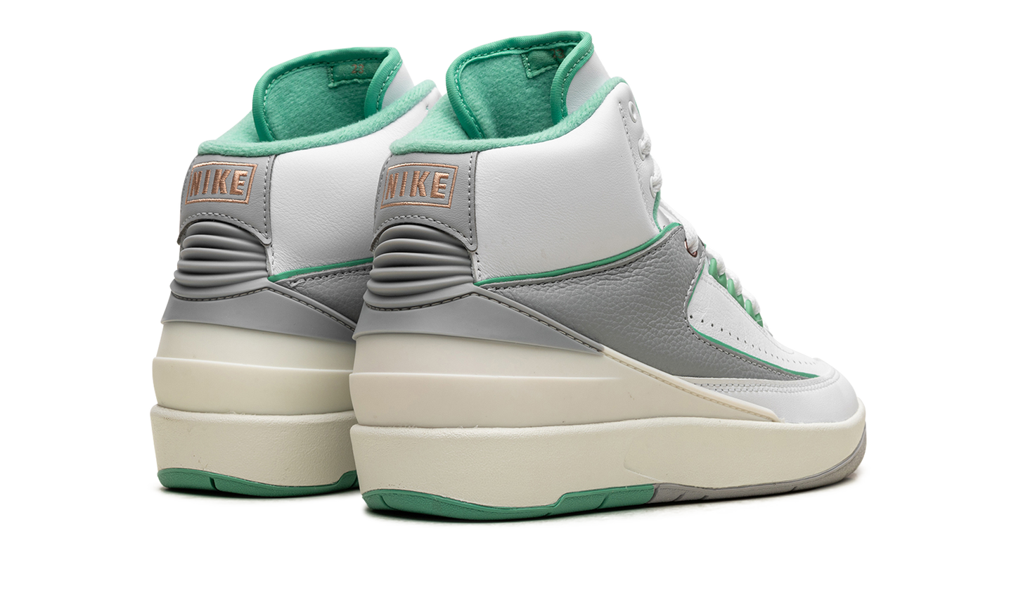 Jordan 2 Retro WMNS Crystal Mint FN6755 100