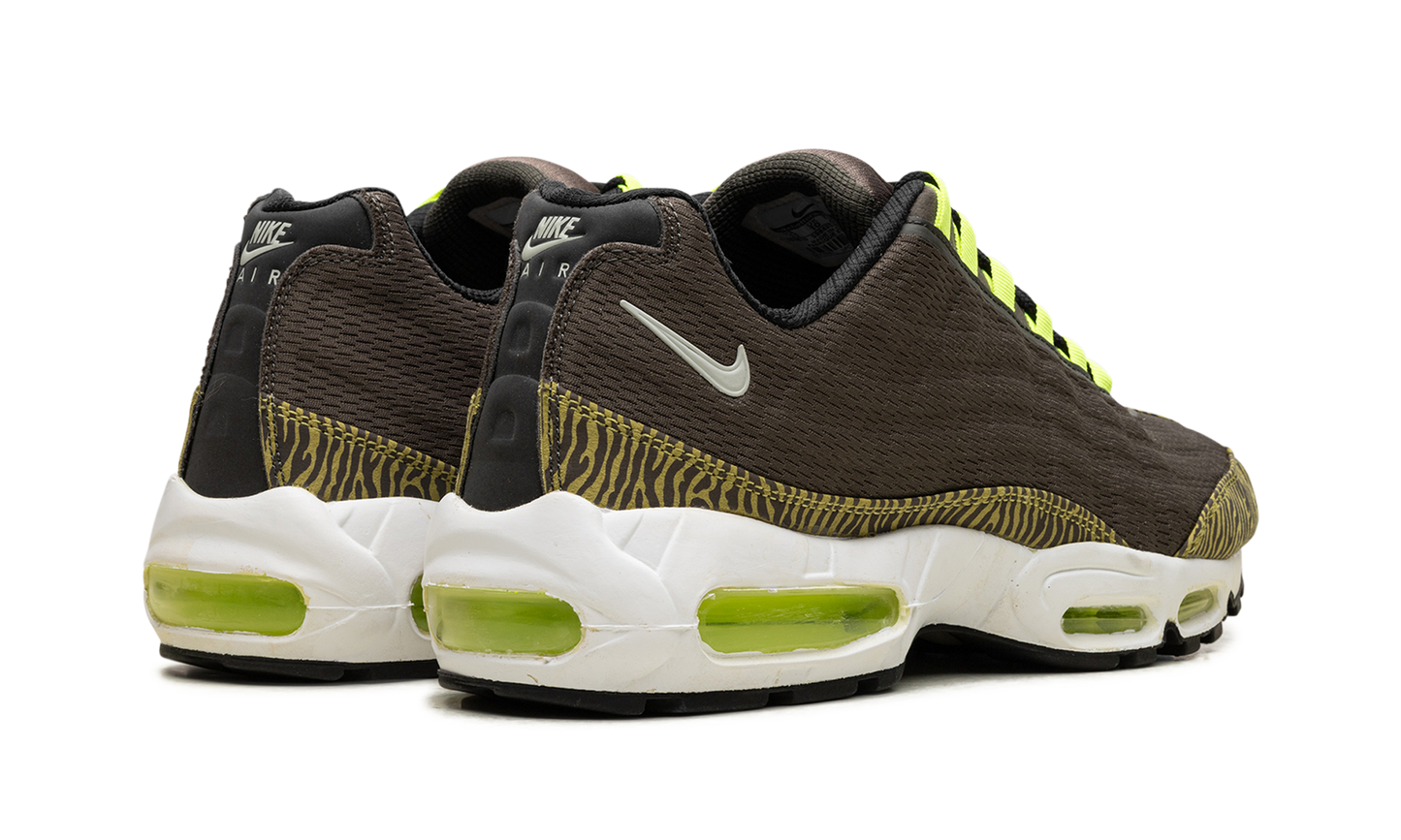 Nike Air Max 95 Premium "Newsprint"