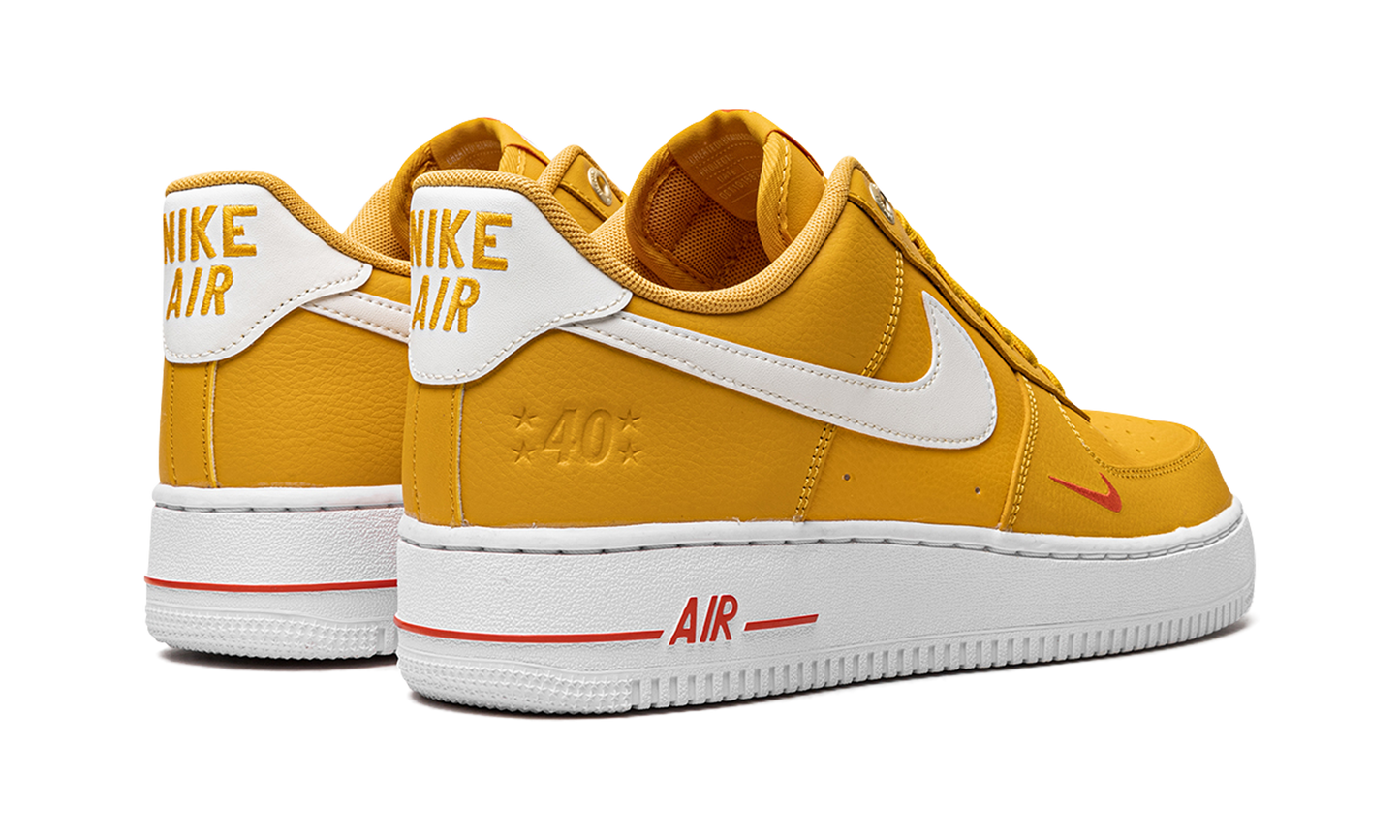 Nike AIR FORCE 1 LO MNS WMNS 40th Anniversary DQ7582 700