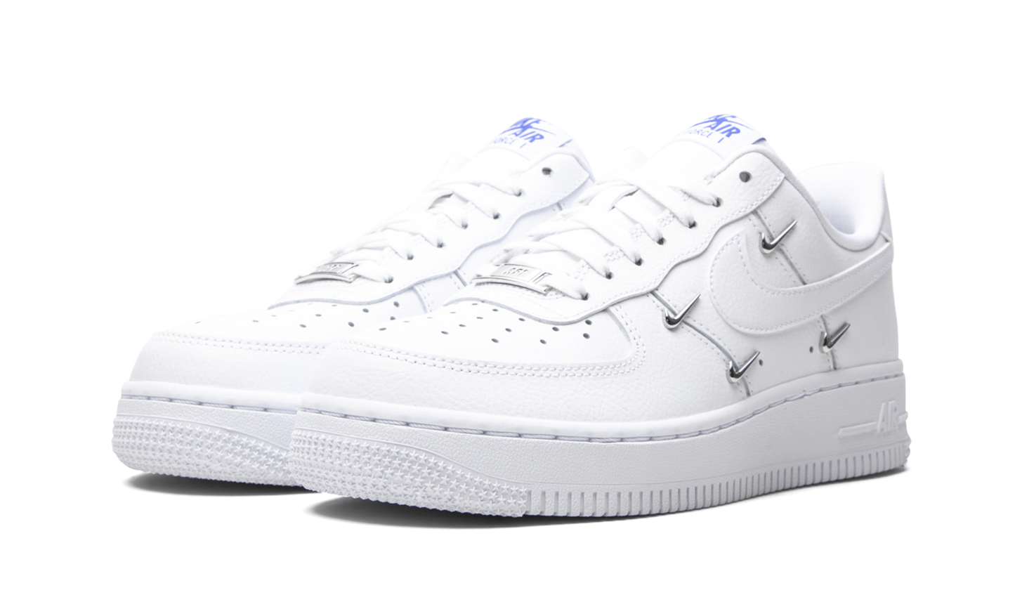 Nike AIR FORCE 1 '07 LX WMNS Sisterhood CT1990 100