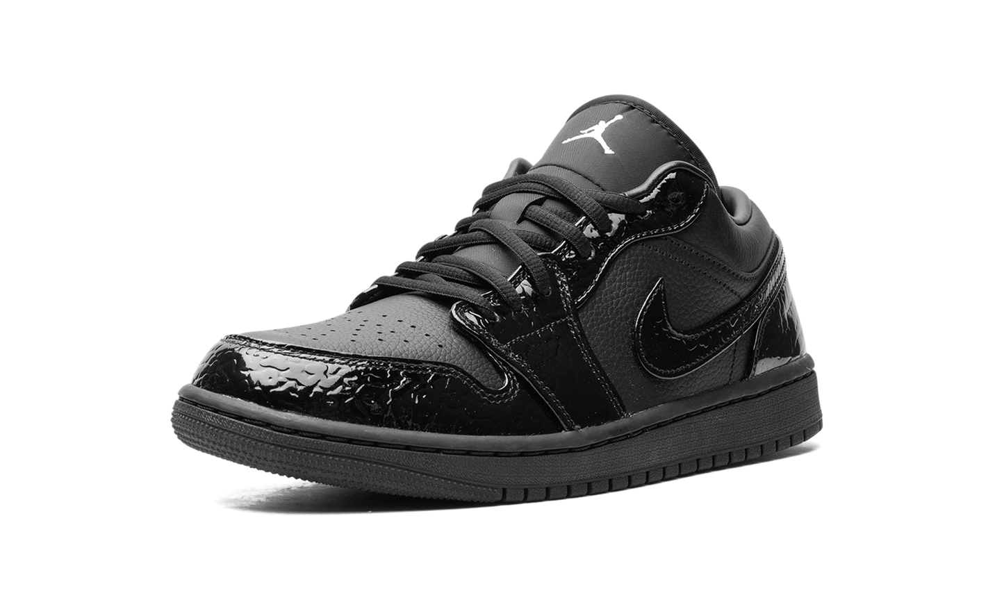 Air Jordan 1 WMNS Black Croc HJ7743 010