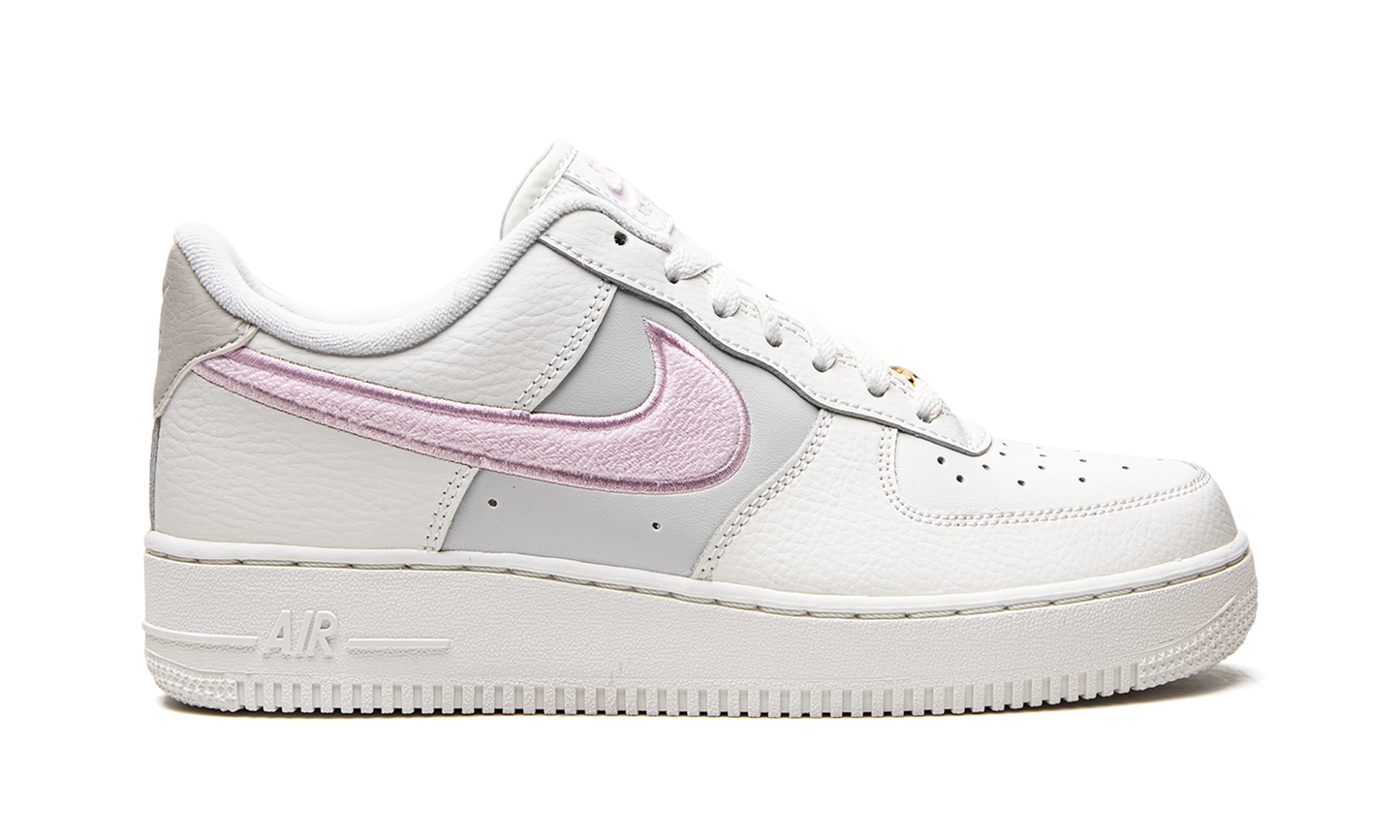 Nike AIR FORCE 1 07 WMNS REGAL PINK DQ0826 100