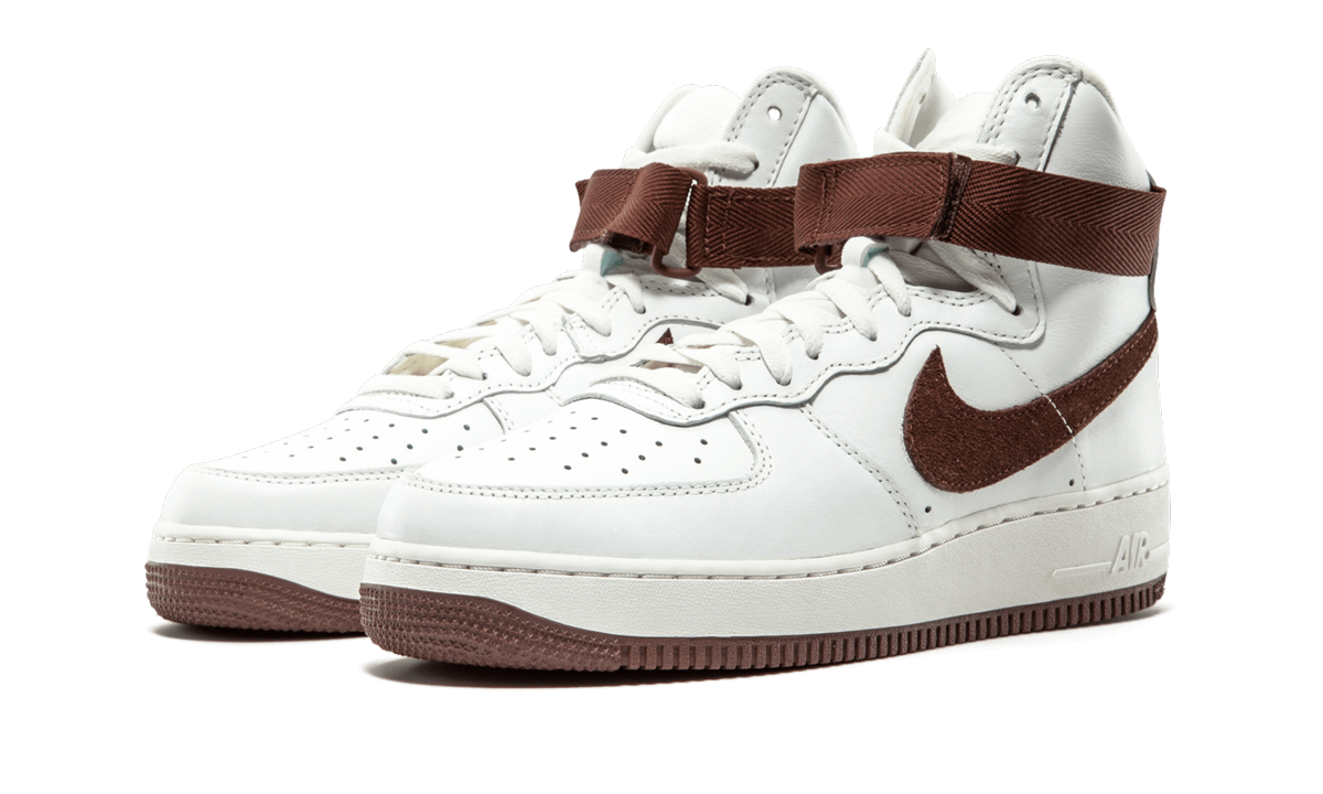 Nike Air Force 1 HI Retro QS 743546 102