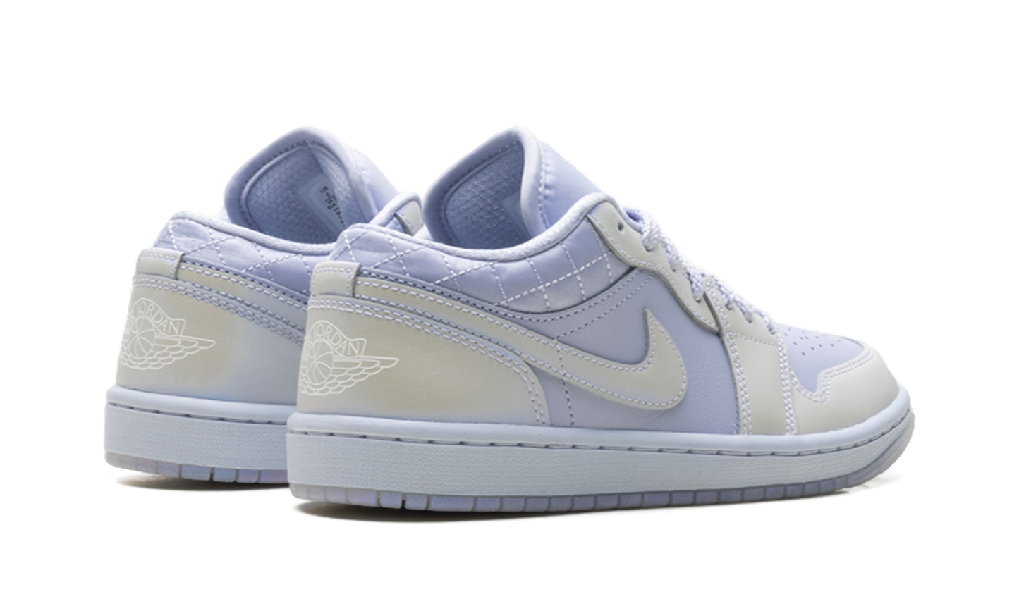 Air Jordan 1 Low SE Wmns Ghost Pearlized Quilt IM5129 010