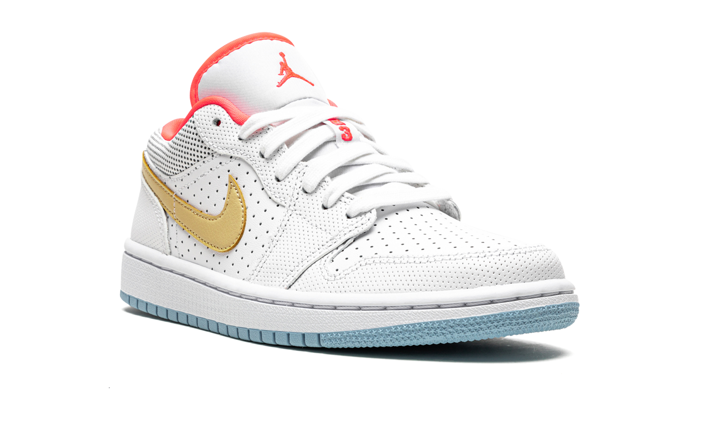 AIR JORDAN 1 LO SE WMNS White / Sesame / Flash Crimson DC9509 100