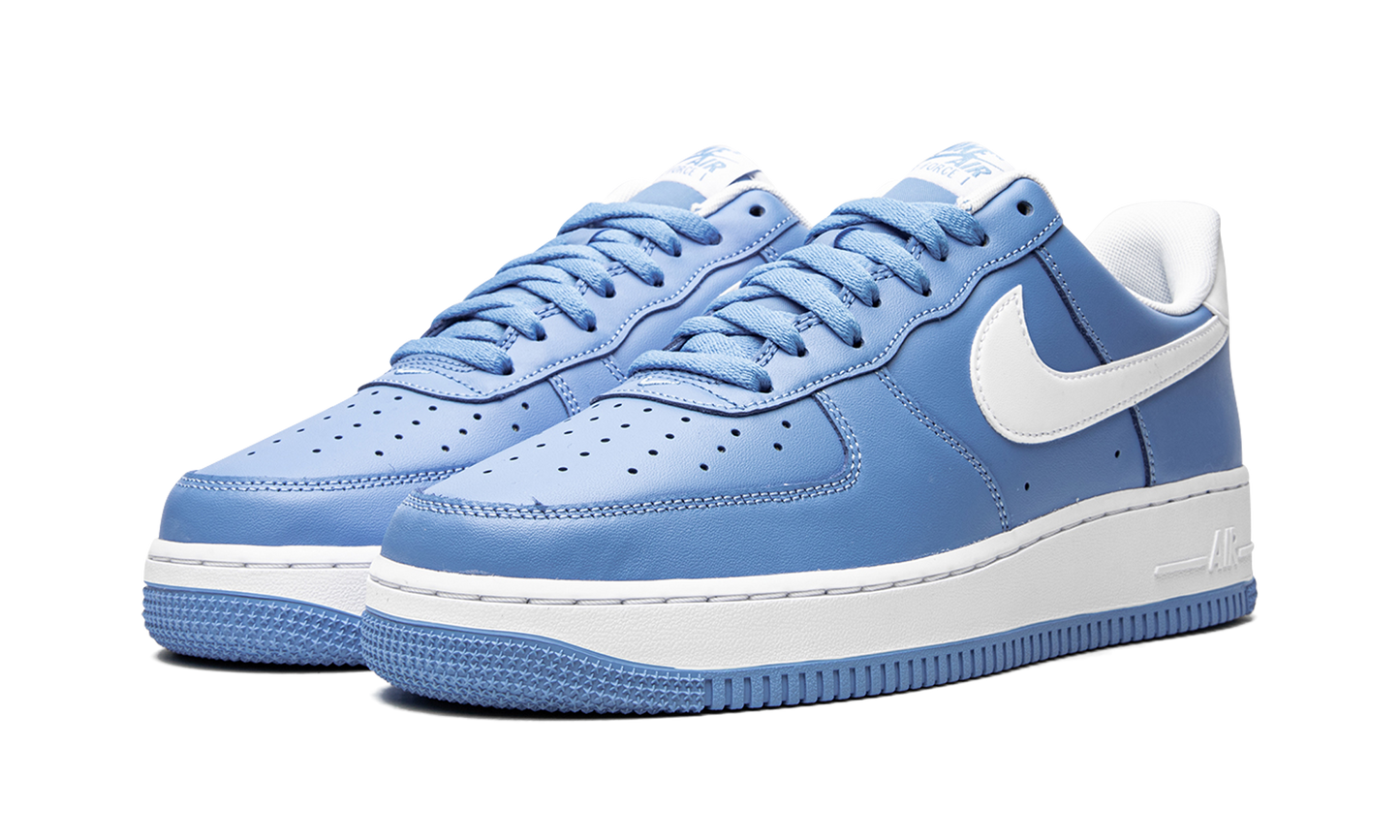 Nike AIR FORCE 1 '07 "UNC" DC2911 400