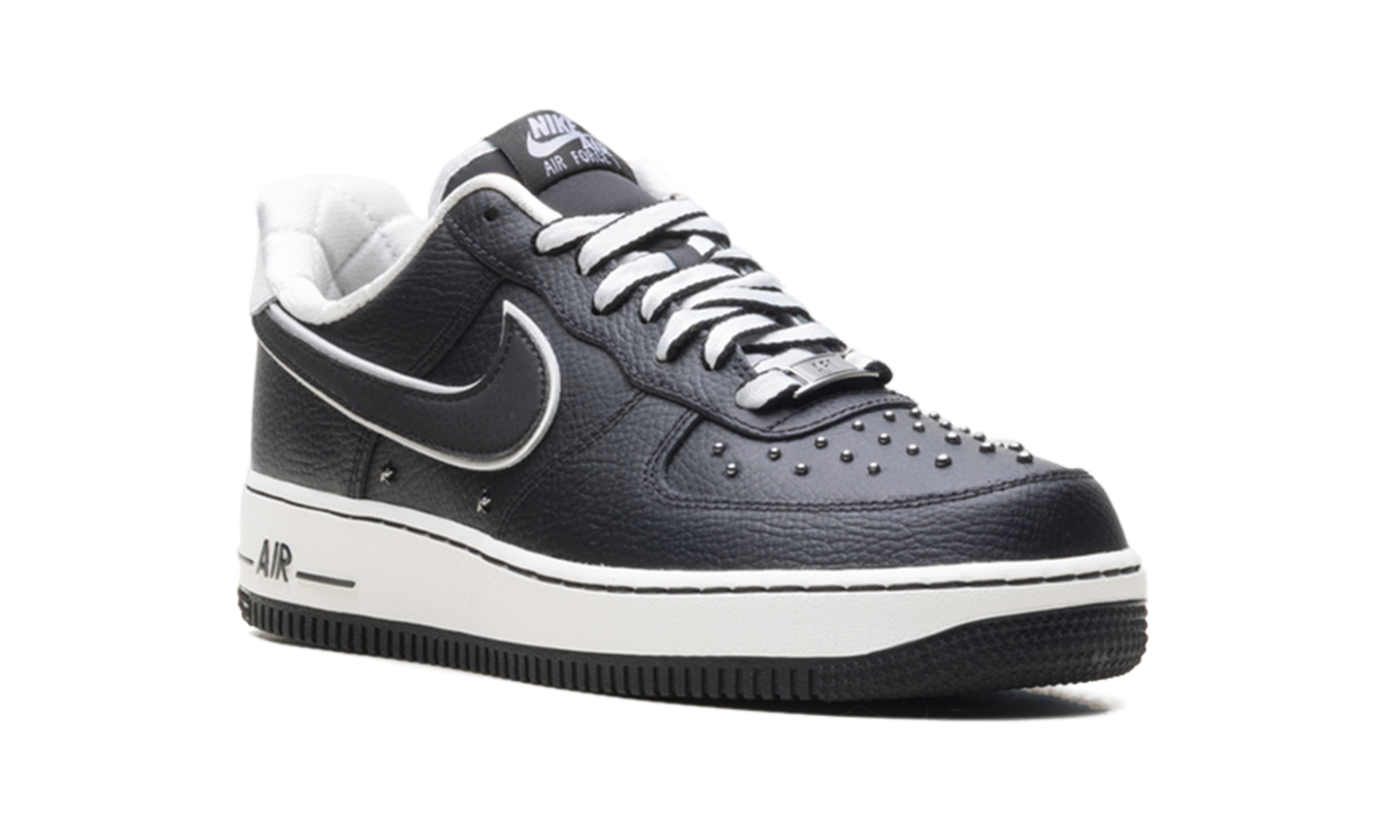 Nike Air Force 1 '07 Premium "Black / Summit White" IM6643 010