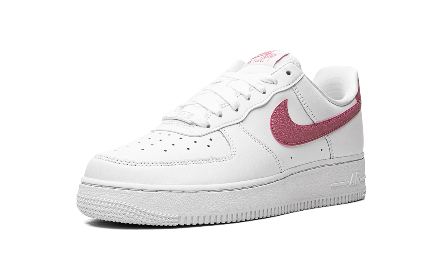 Nike AIR FORCE 1 '07 ESS TRINO MNS WMNS Desert Berry DQ7569 101