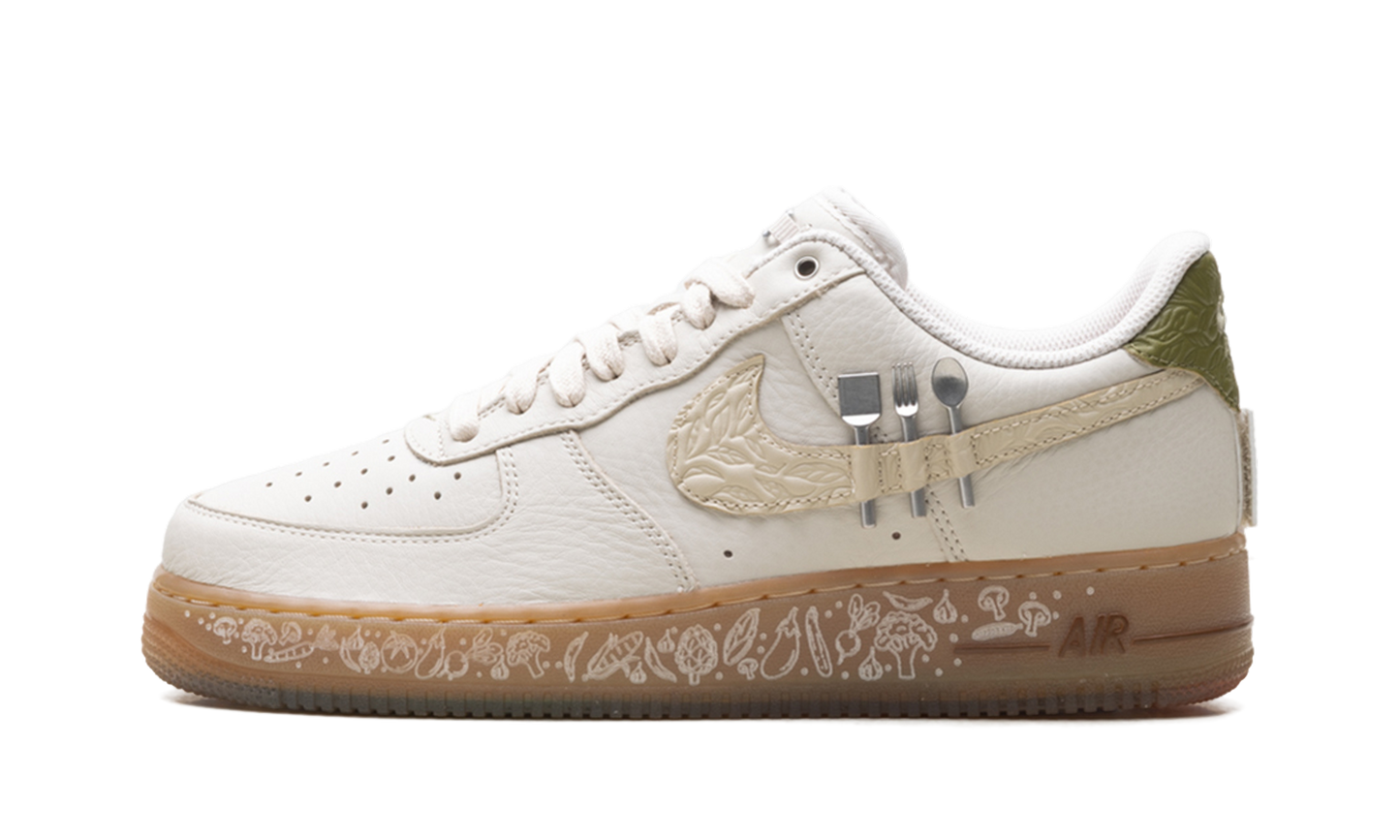 Nike Air Force 1 "Doernbecher" IO7688 921