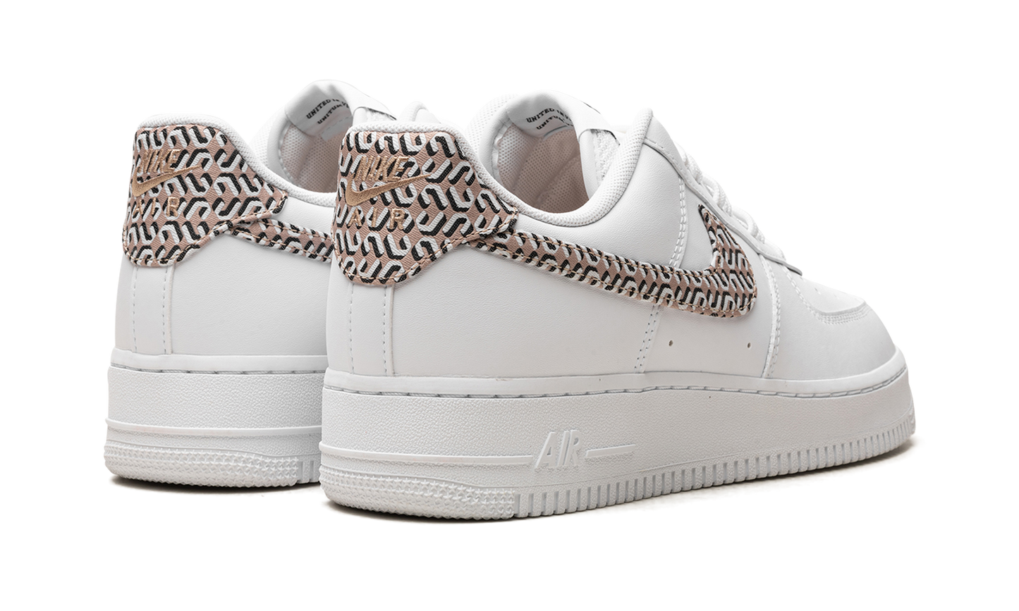 Nike AIR FORCE 1 LO WMNS United In Victory - White DZ2709 100