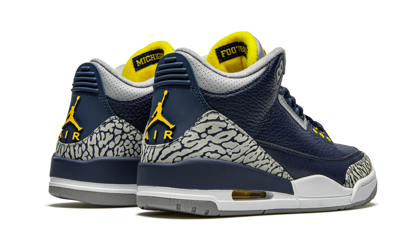 Air Jordan 3 Retro PE Michigan AJ3 820064