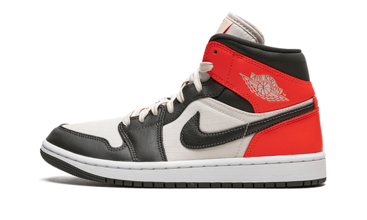 AIR JORDAN 1 MID SE WMNS Newsprint DQ6078 100