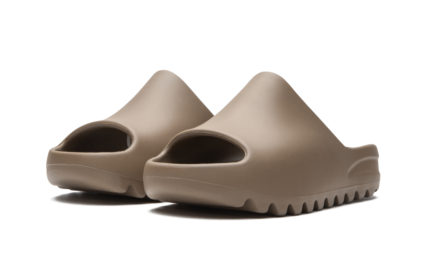 Yeezy Slide (Kids) "Earth Brown" FV9907