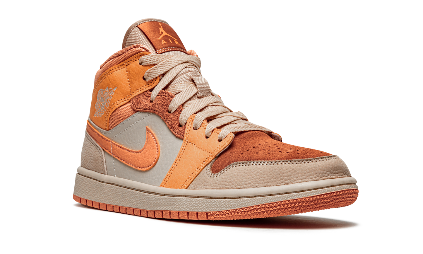 AIR JORDAN 1 MID WMNS Apricot DH4270 800