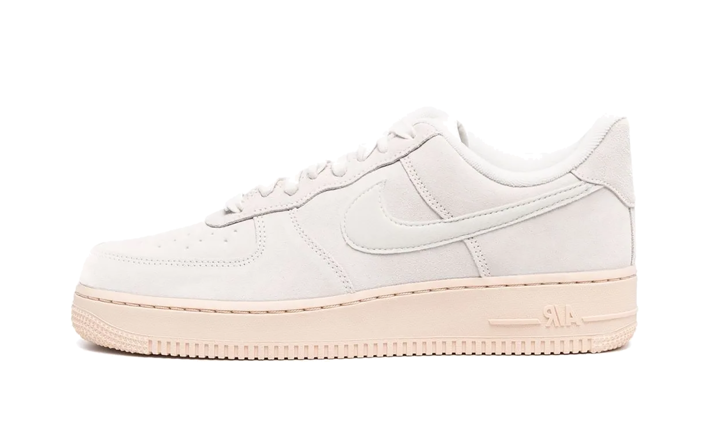 Nike Air Force 1 Low "Winter Premium Summit White Suede" DO6730 100