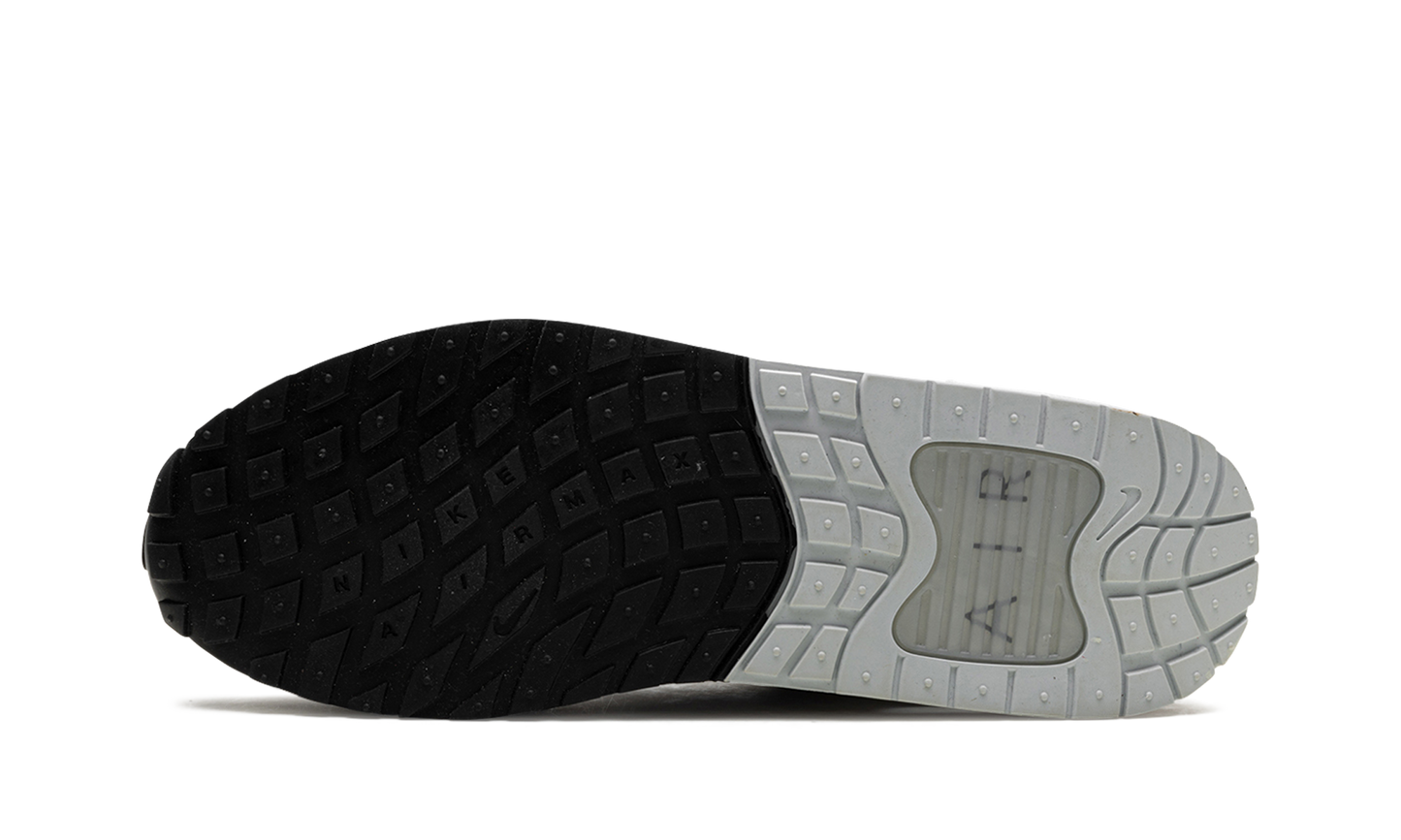 Nike Air Max Solo "White Black" DX3666 100
