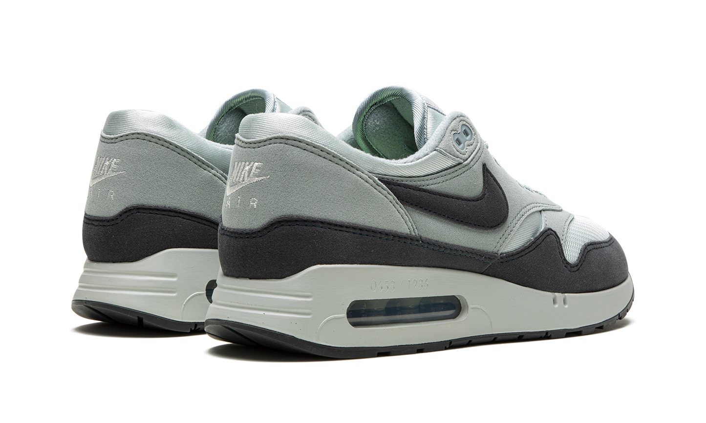 Nike Air Max 1 '86 OG "Kids of Immigrants"