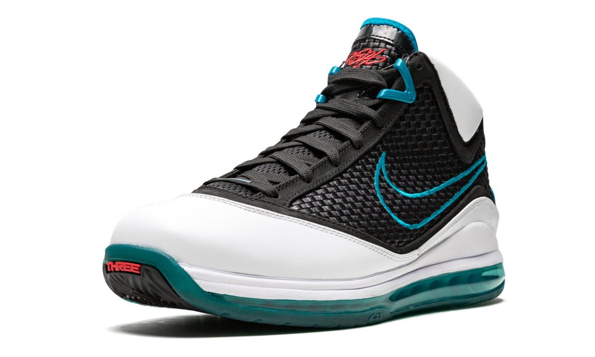 Nike Air Max Lebron 7 NFW "Red Carpet" 383578 101
