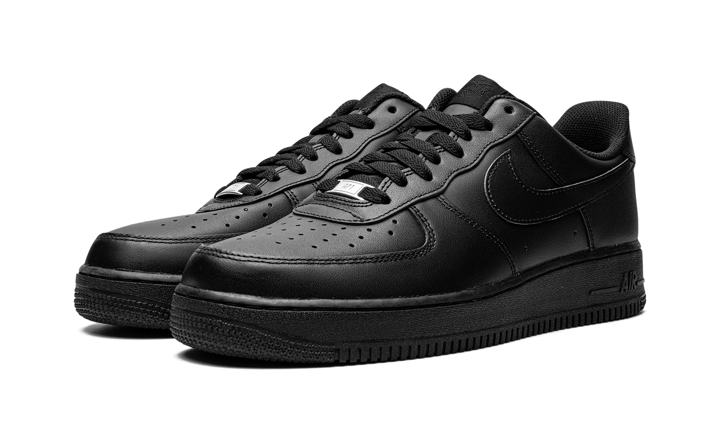 Nike Air Force 1 Low '07 "Triple Black" 315122 001