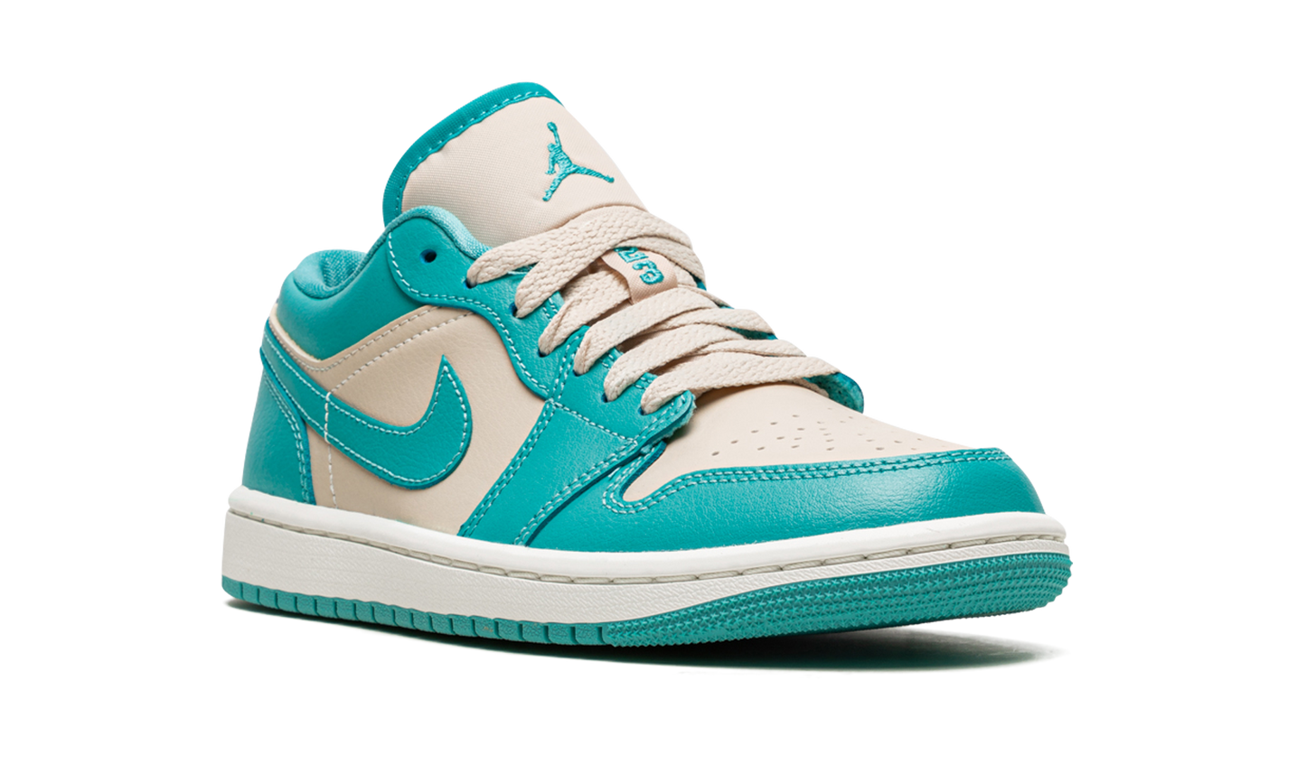 Air Jordan 1 Low WMNS Tropical Teal DC0774 131