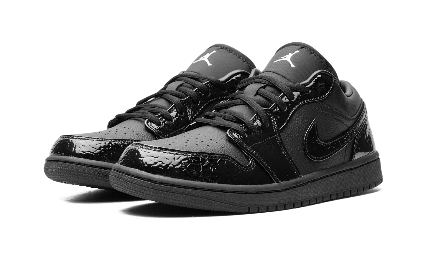 Air Jordan 1 WMNS Black Croc HJ7743 010