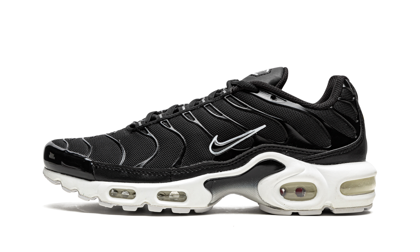 Nike AIR MAX PLUS MNS WMNS "Black / White" DM2362 001