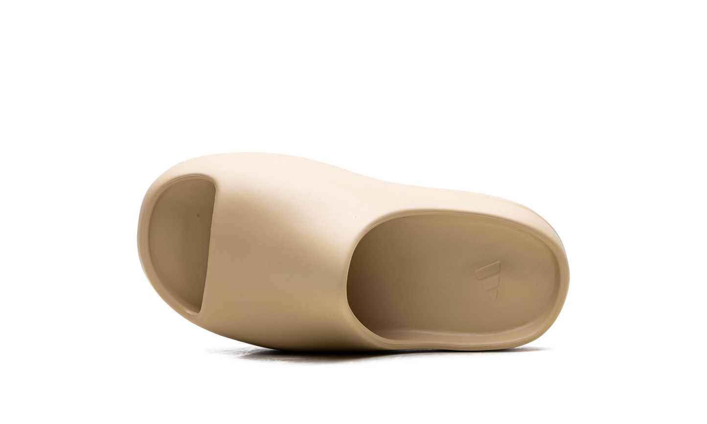 Yeezy Slide Kids "Desert Sand" FW6346
