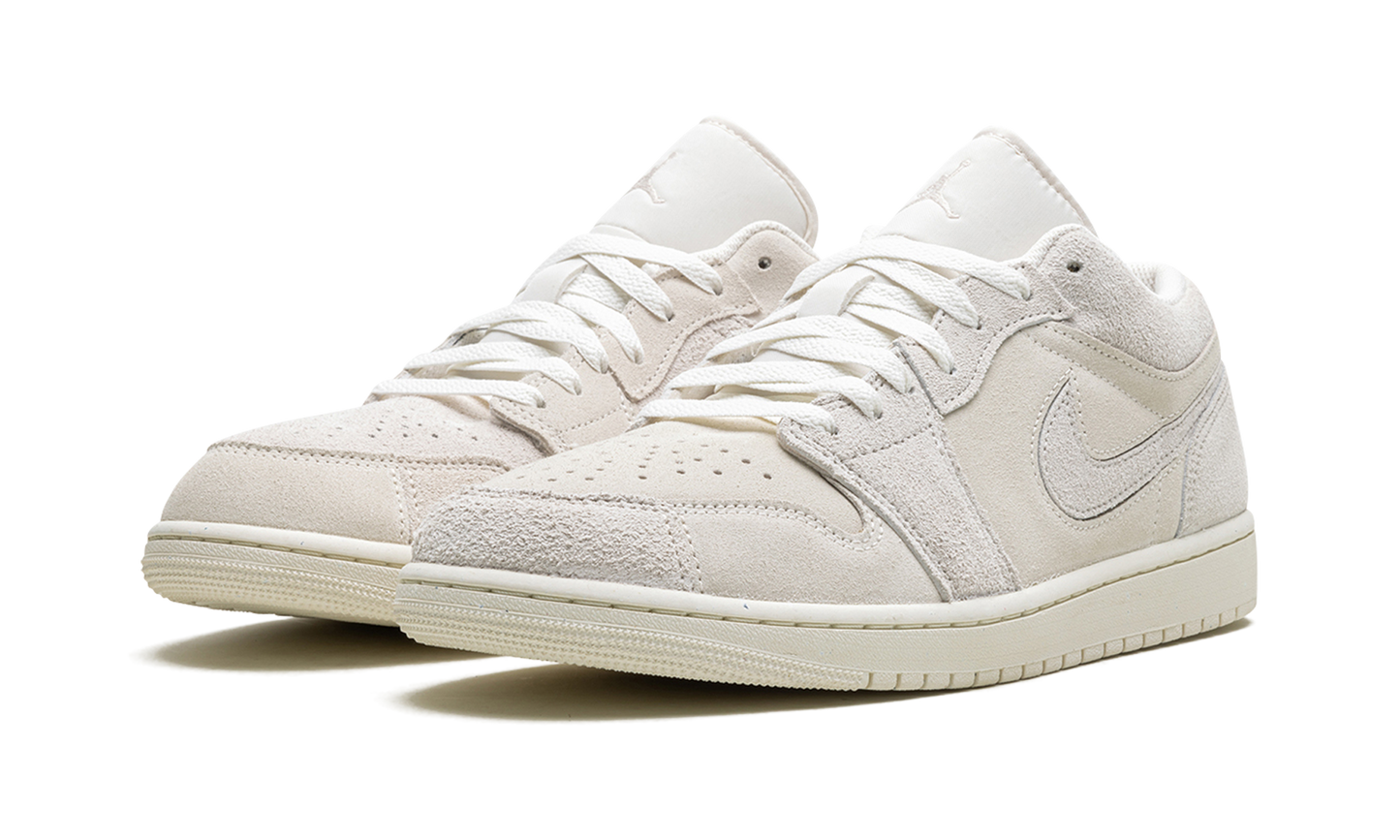 Air Jordan 1 Pale Ivory FQ3055 100