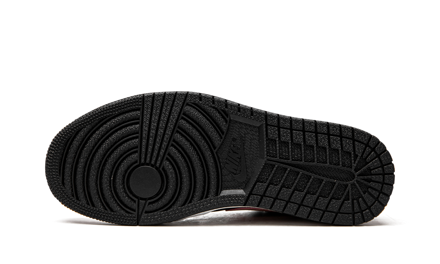 Air Jordan 1 Low Black Grey Coral 553558 062