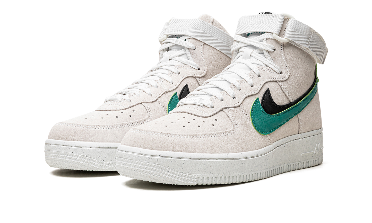 Nike AIR FORCE 1 SE MNS WMNS DO9460 100