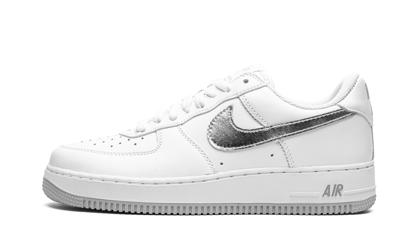 Nike Air Force 1 Low "Silver Swoosh" DZ6755 100