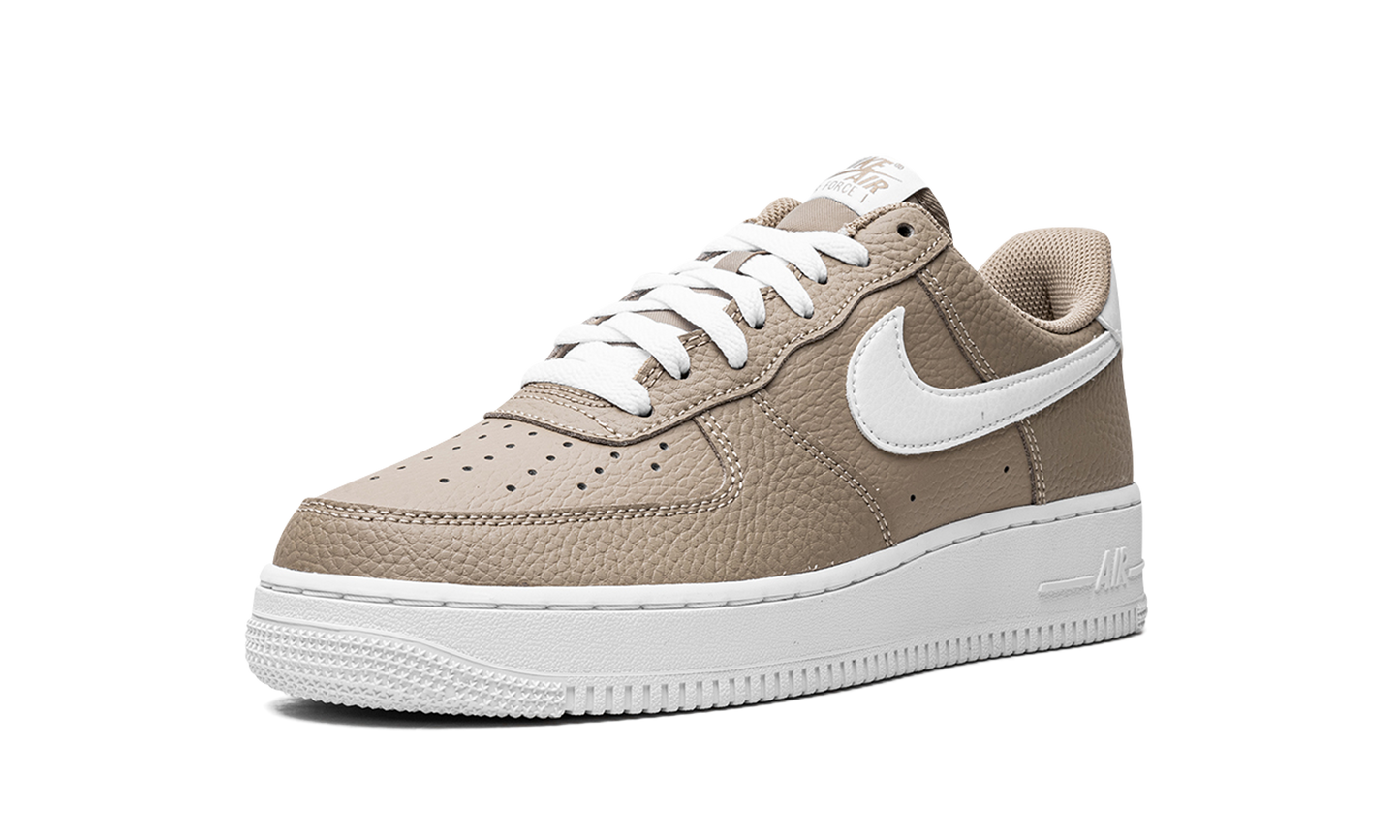 Nike Air Force 1 Low "Caramel" DV0804 200