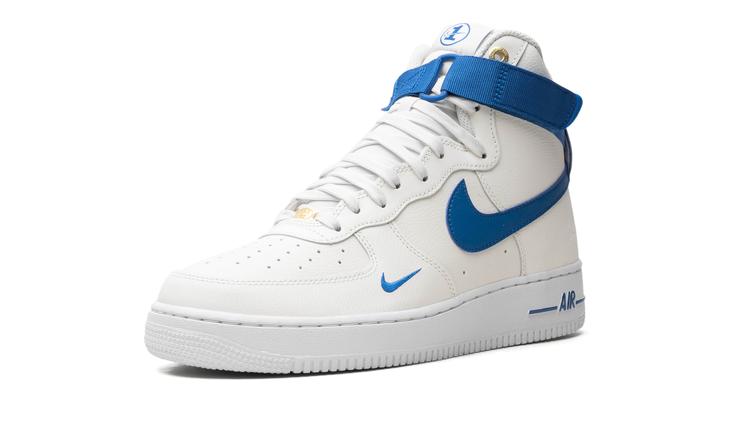 Nike AIR FORCE 1 HIGH WMNS 40th Anniversary DQ7584 100