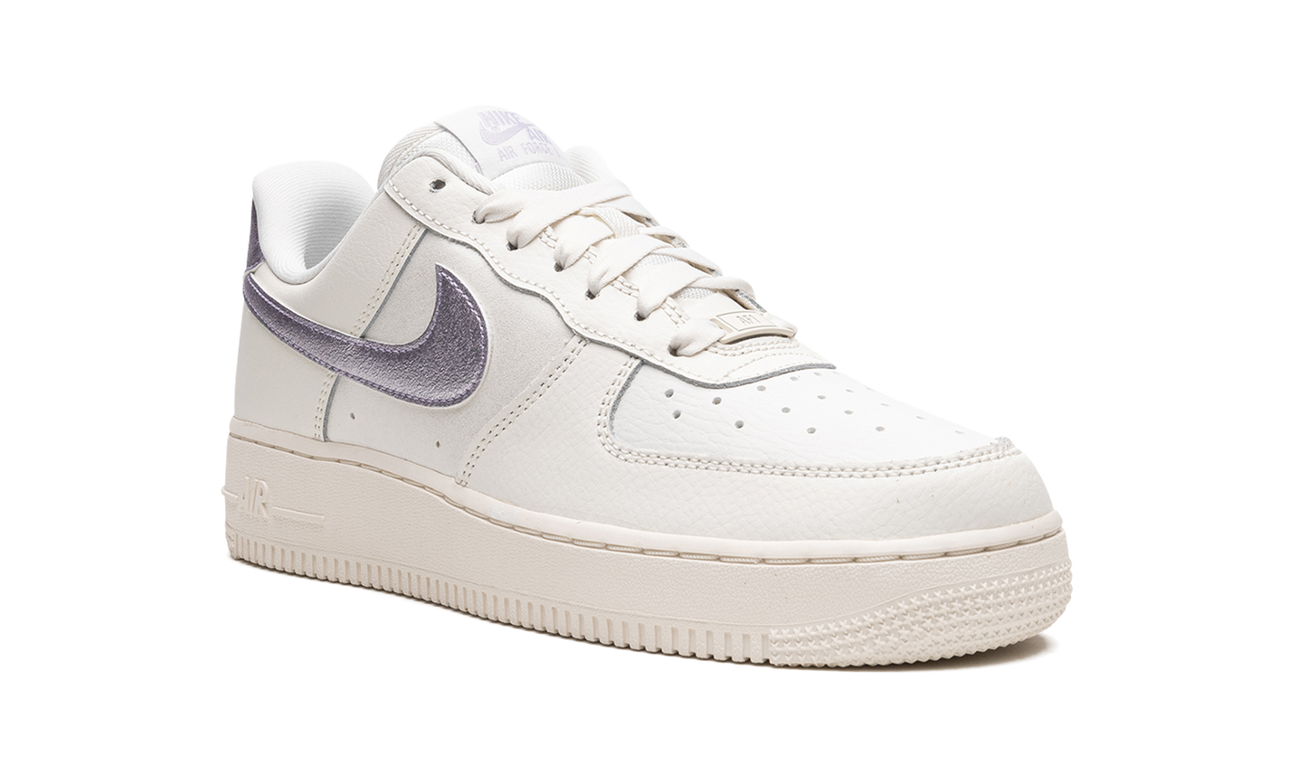 Nike AIR FORCE 1 MNS WMNS Metallic Purple DV7470 100