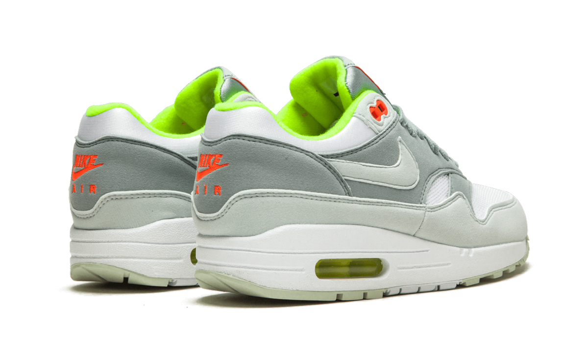 Nike AIR MAX 1 WMNS "Barely Grey / Pumice"