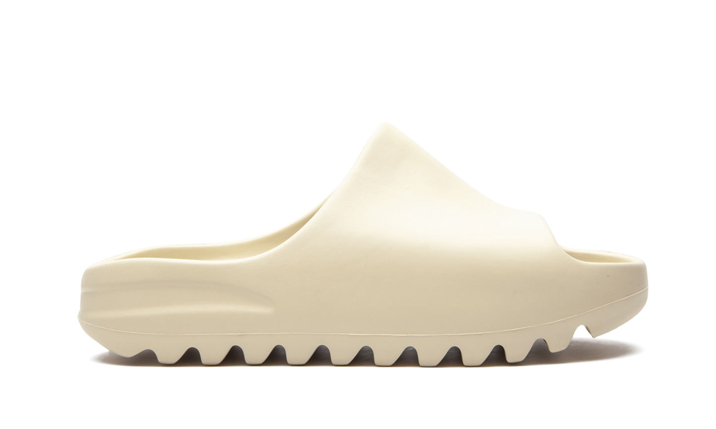 Yeezy Slide Kids "Bone" FW6347