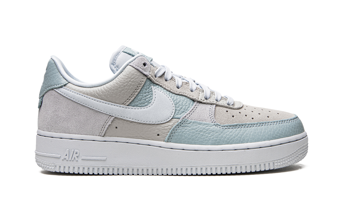 Nike AIR FORCE 1 LO WMNS NH1 Be Kind DR3100 001
